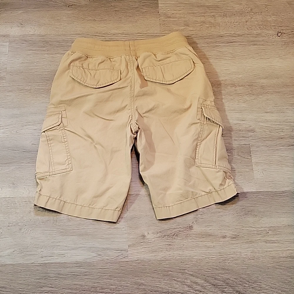 Gap tan elastic waist cargo shorts large/10